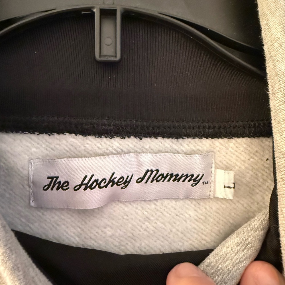 Gray Pullover - image 5